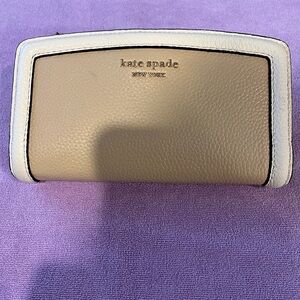 Kate Spade Tan and Cream Leather Wallet